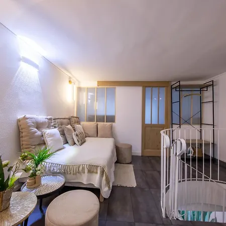 Apartamento Louvre - Etienne Marcel Résidence París