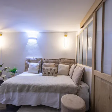 Apartamento Louvre - Etienne Marcel Résidence París
